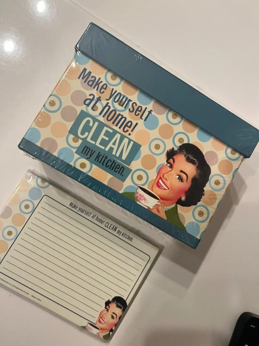 Recipe Box & Recipe Cards by  Ephemera  (NEW) - Make Yourself at home! CLEAN,..